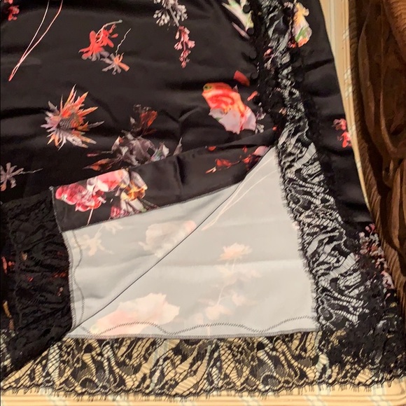 ❗️LAST SIZE SMALL VS VERY SEXY SATIN SLIP SKIRT - Picture 12 of 16